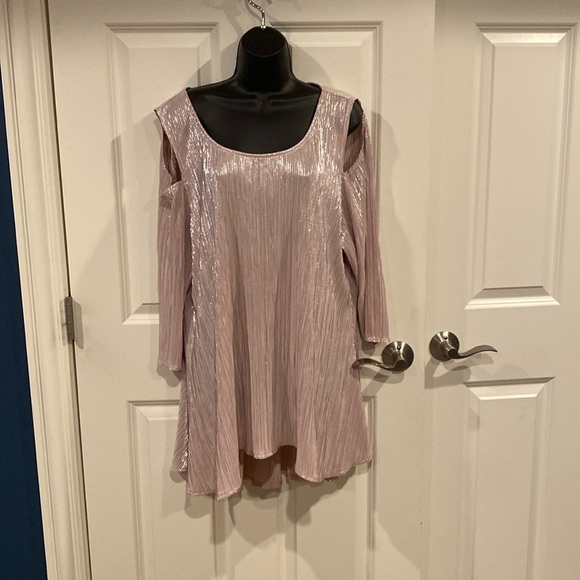XXL Gold sparkly Alfani blouse - Picture 1 of 4